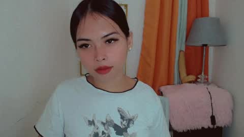 Snapshot of asian_pinay_oldlover chatting on 07-16-26, 11:11 Angel online show from 07-16-26, 11:11