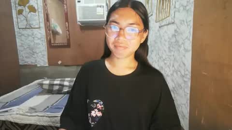 Rhean online show from 11-21-25, 10:19