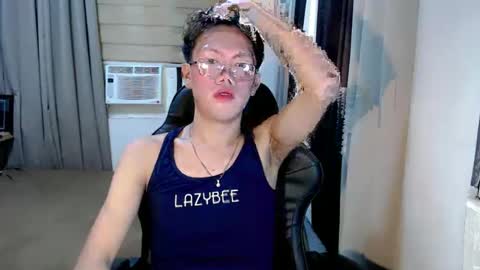 Snapshot of asian_rics69 chatting on 03-09-26, 12:58 rics online show from 03-09-26, 12:58