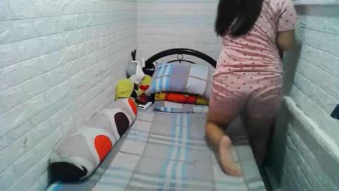 Trixie online show from 09-18-25, 10:56