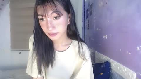 Snapshot of asianbarbie05 chatting on 05-05-26, 01:08 SOFIA online show from 05-05-26, 01:08