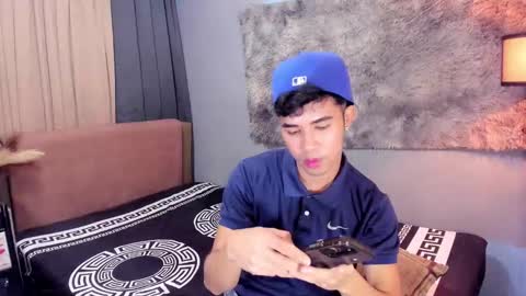 asiancum_peter online show from 10-12-25, 01:26