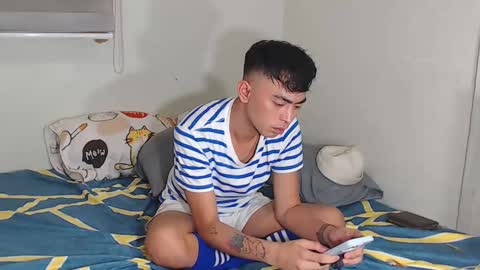Snapshot of asiancummer_bry69 chatting on 02-11-25, 01:20 Bry online show from 02-11-25, 01:20