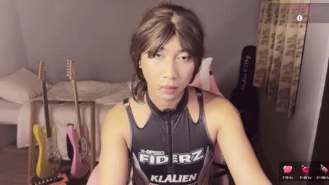 Snapshot of asianfemboycd chatting on 02-25-25, 04:31 Emi online show from 02-25-25, 04:31