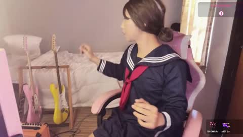 Snapshot of asianfemboycd chatting on 03-05-25, 08:21 Emi online show from 03-05-25, 08:21