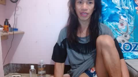 Snapshot of asiangoddezzts chatting on 01-07-25, 06:16 Miss Audrey L Monel online show from 01-07-25, 06:16