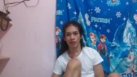 Snapshot of asiangoddezzts chatting on 01-14-25, 09:35 Miss Audrey L Monel online show from 01-14-25, 09:35