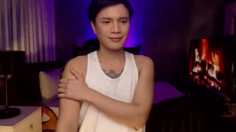 Snapshot of asianguy_nextdoor chatting on 12-20-25, 06:59 AsherMiller online show from 12-20-25, 06:59