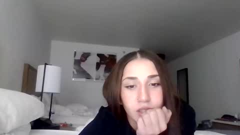 Snapshot of asianicolee chatting on 01-18-26, 02:37 asianicolee online show from 01-18-26, 02:37