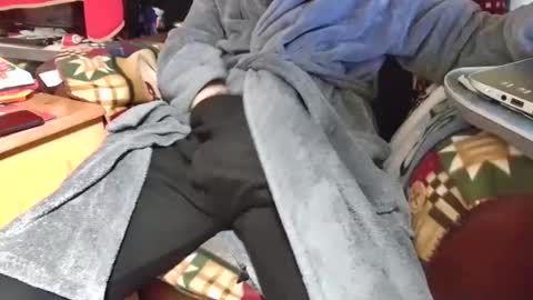 Snapshot of asianlooker chatting on 01-11-26, 05:40 John online show from 01-11-26, 05:40