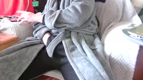 Snapshot of asianlooker chatting on 02-10-26, 11:03 John online show from 02-10-26, 11:03