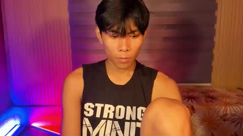 Snapshot of asianplayboyx chatting on 02-07-26, 01:15 mark online show from 02-07-26, 01:15