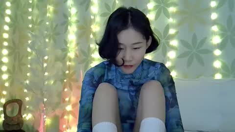 Snapshot of asianshiny chatting on 09-13-25, 07:30 Alice online show from 09-13-25, 07:30