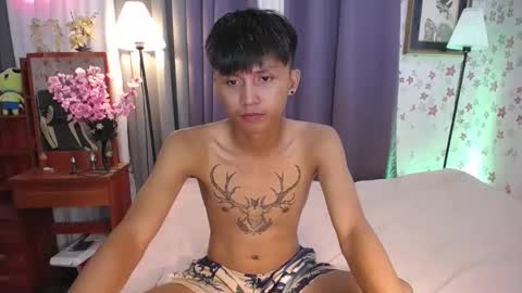 Snapshot of asiansmokeyxx chatting on 12-06-24, 11:11 prince online show from 12-06-24, 11:11
