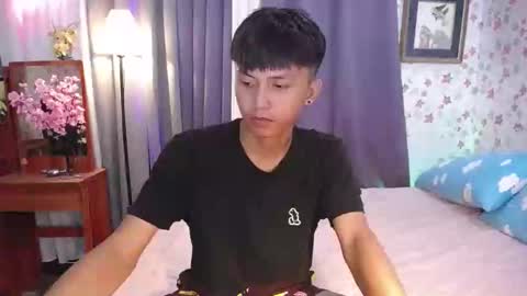Snapshot of asiansmokeyxx chatting on 01-08-25, 08:38 prince online show from 01-08-25, 08:38