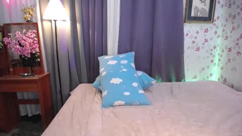 Snapshot of asiansmokeyxx chatting on 01-08-25, 02:46 prince online show from 01-08-25, 02:46