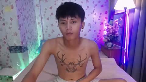 Snapshot of asiansmokeyxx chatting on 03-04-25, 05:56 prince online show from 03-04-25, 05:56