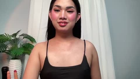 Snapshot of asiansweet_lily chatting on 06-30-26, 09:16 Lily online show from 06-30-26, 09:16
