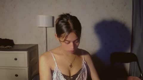 Snapshot of asiantreasures chatting on 01-10-26, 05:31 kisses online show from 01-10-26, 05:31