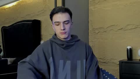 Aslan  online show from 03-24-26, 01:54