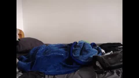 Snapshot of aslanne chatting on 12-20-25, 10:44 aslanne online show from 12-20-25, 10:44