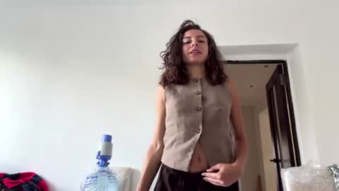 Monica  online show from 08-03-26, 04:44