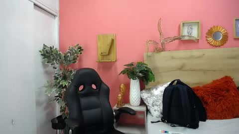 ASLY online show from 04-14-26, 09:48