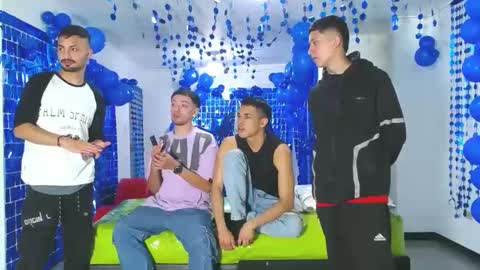 Snapshot of asmodeus7100 chatting on 12-28-24, 12:15 THOMAS AND DAMIAND online show from 12-28-24, 12:15