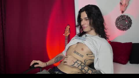 Snapshot of asmodeuszz chatting on 12-20-24, 04:31 asmodeuszz online show from 12-20-24, 04:31