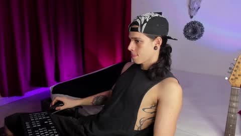 Snapshot of asmodeuszz chatting on 01-20-25, 05:26 asmodeuszz online show from 01-20-25, 05:26