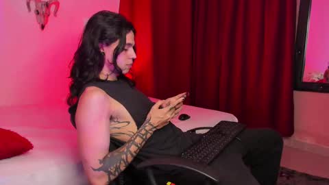 Snapshot of asmodeuszz chatting on 02-21-25, 07:34 asmodeuszz online show from 02-21-25, 07:34