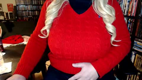 Snapshot of aspen_vale chatting on 11-06-25, 10:10 Aspen Vale online show from 11-06-25, 10:10