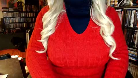 Snapshot of aspen_vale chatting on 11-19-25, 02:00 Aspen Vale online show from 11-19-25, 02:00