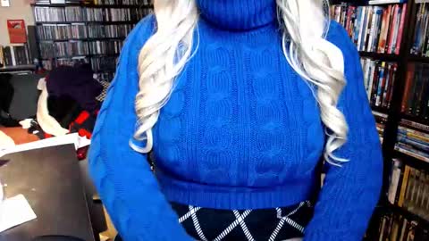 Snapshot of aspen_vale chatting on 12-13-25, 07:53 Aspen Vale online show from 12-13-25, 07:53