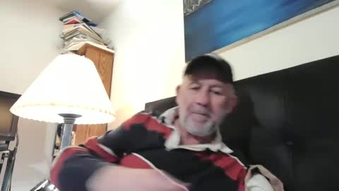 Snapshot of aspenleaf chatting on 02-25-25, 04:57 aspenleaf online show from 02-25-25, 04:57