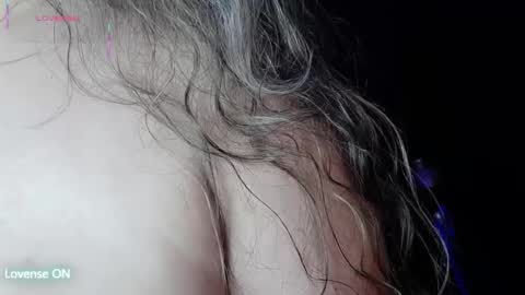   online show from 10-18-25, 07:25