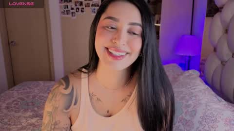 Snapshot of asshley__ chatting on 11-27-25, 04:03 Ashley online show from 11-27-25, 04:03