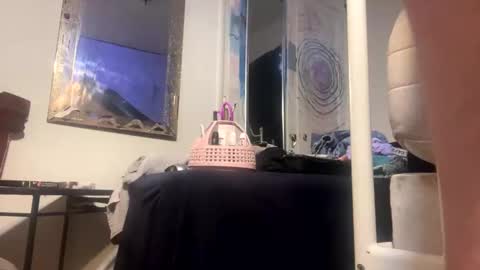 Snapshot of assilem277 chatting on 02-28-25, 09:44 danni travis online show from 02-28-25, 09:44