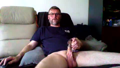 Snapshot of assurarthur chatting on 06-13-26, 05:00 assurarthur online show from 06-13-26, 05:00