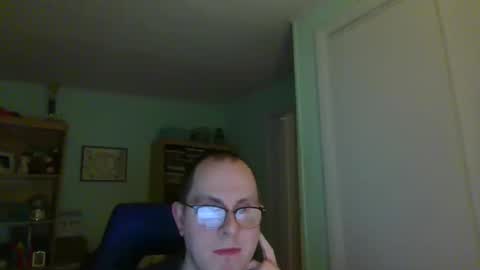 Snapshot of astg94 chatting on 03-09-25, 02:29 Andrew or Smiley Read the message in bold above the bio design for info on the situation. online show from 03-09-25, 02:29