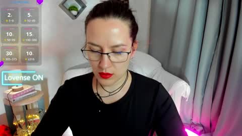 Snapshot of asti_bubbles chatting on 05-17-26, 07:06 Asti online show from 05-17-26, 07:06