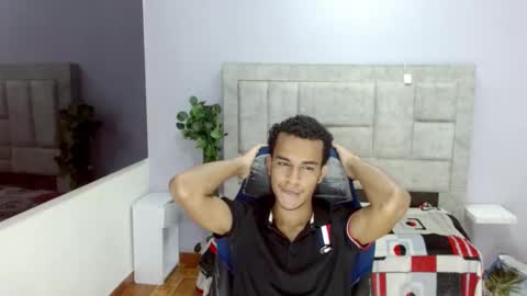 Snapshot of aston_vera chatting on 09-09-25, 02:55 Aston online show from 09-09-25, 02:55