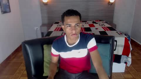 Snapshot of aston_vera chatting on 09-15-25, 03:17 Aston online show from 09-15-25, 03:17