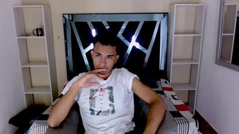 Snapshot of aston_vera chatting on 09-19-25, 04:03 Aston online show from 09-19-25, 04:03