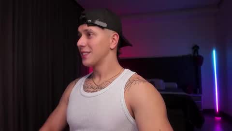 astonhills online show from 09-21-25, 01:18