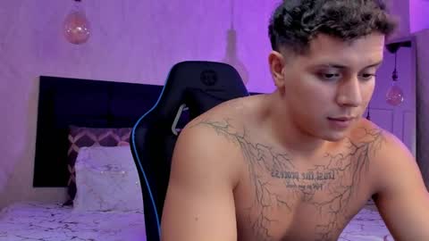 astonhills online show from 04-18-26, 02:37