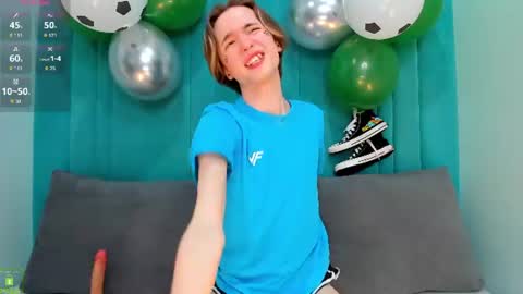 Snapshot of astreanmidnight chatting on 06-29-26, 03:23 ASTREAN online show from 06-29-26, 03:23