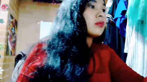 astrid_hauser66 online show from 09-11-25, 11:16