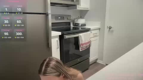 Snapshot of astrid_sky chatting on 10-10-25, 06:07 Astrid Sky online show from 10-10-25, 06:07