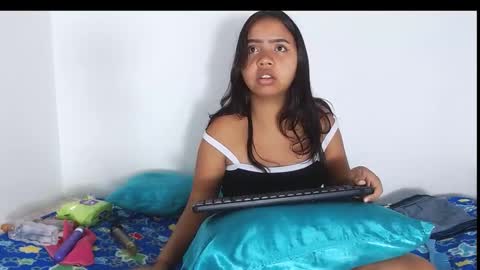 Snapshot of astridvagina18 chatting on 12-29-24, 07:22 ASTRID online show from 12-29-24, 07:22